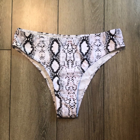 Other - NWT bathing suit bottoms